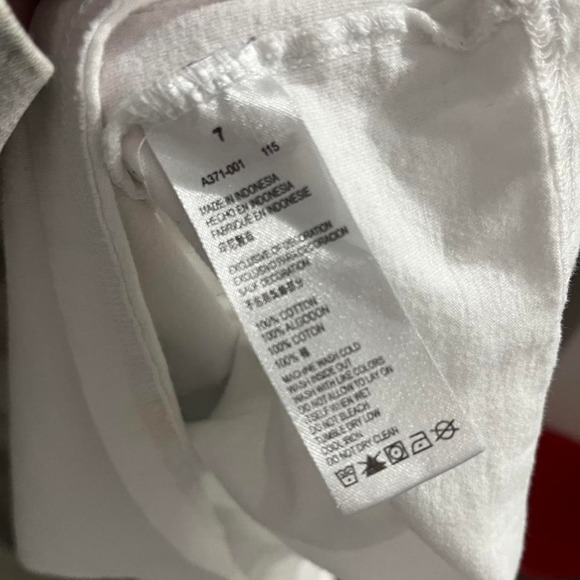 Nike Boys T-shirt Size 7 - Picture 3 of 3